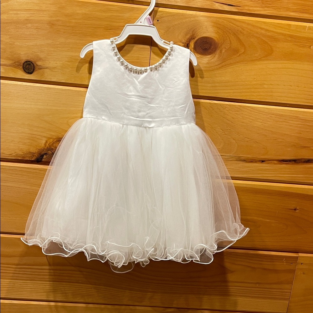 Elegant White Tulle Dress with Pearl Detail Baptism Flower Girl Holiday